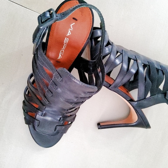 Caged Heels - Picture 4 of 8